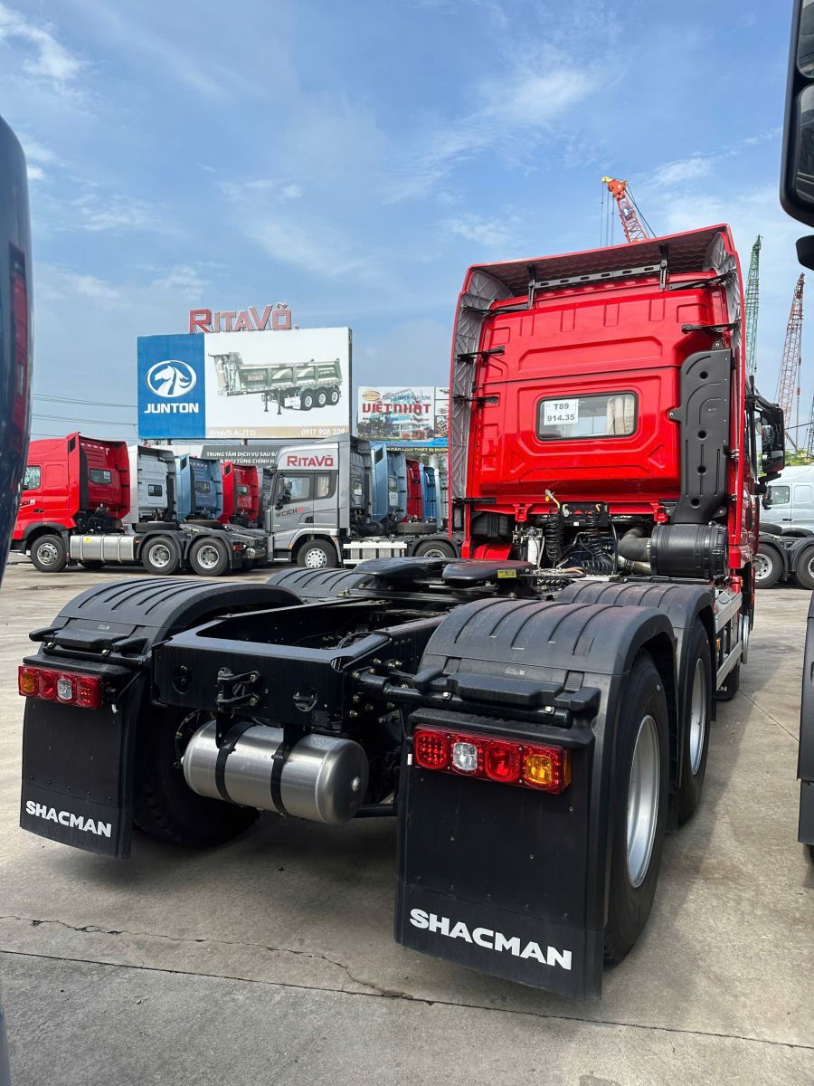 xe đầu kéo Shacman X3000 460HP Weichai Wp10.5H siêu lợi dầu giá tốt