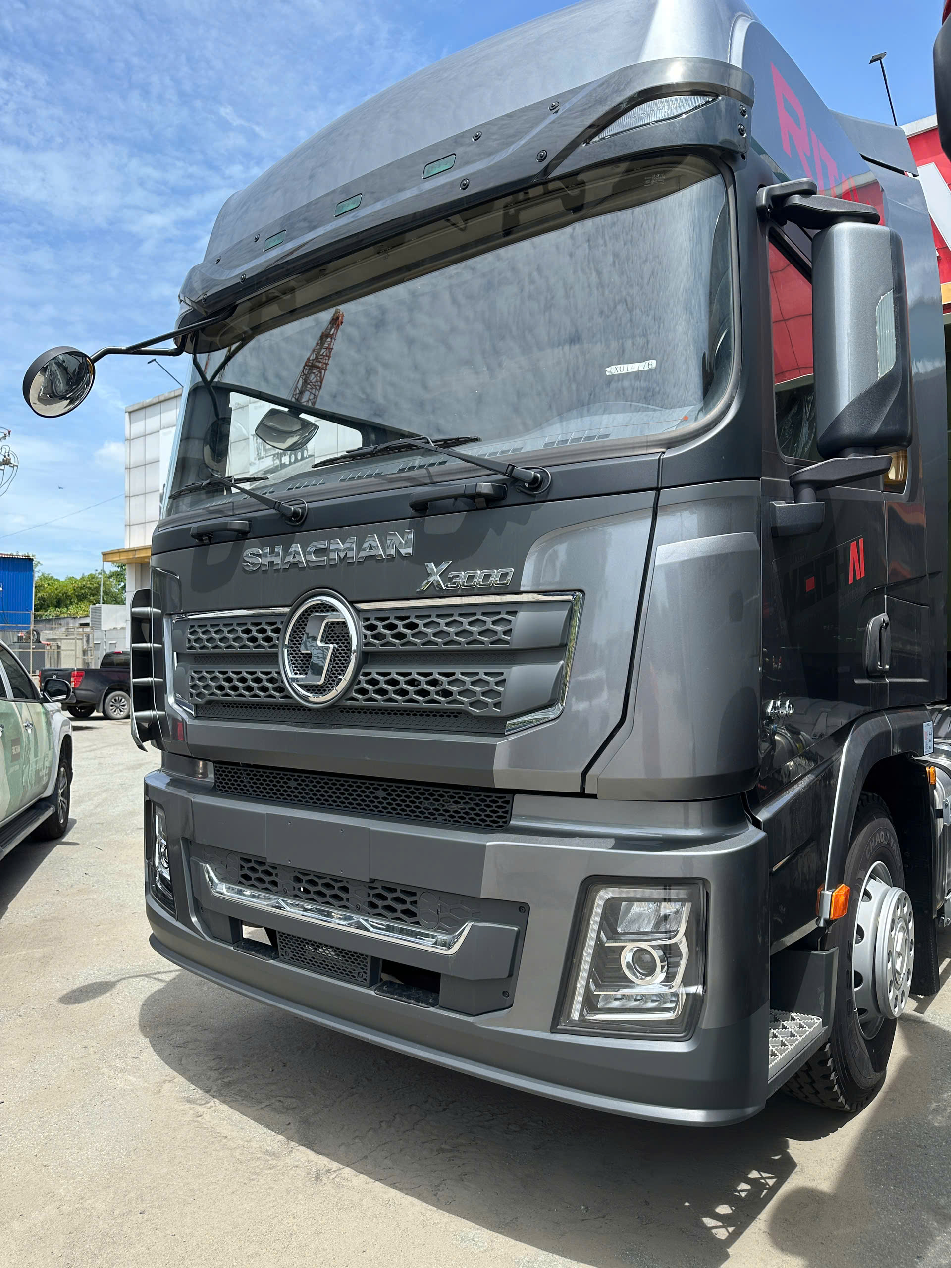 Xe Đầu Kéo Shacman X3000 Máy Weichai WP10.5H 460HP Láp 2026 Siêu tiết kiệm dầu giá ưu đãi